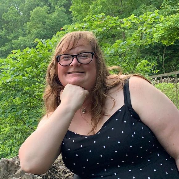 Meet your Posher, Becky - Picture 1 of 1